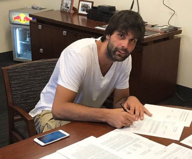 ТЕО ПОТПИСАО ЗА КЛИПЕРСЕ: Прво ЕП са Србијом, па доказивање у НБА лиги!